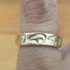 Momma Bear Pinky Ring